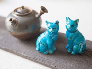 jing de zhen blue cat ceramic teapet 7 | BITTERLEAF TEAS