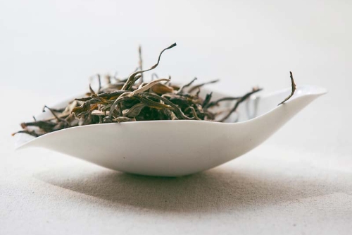 magnolia cha ze tea scoop 1 | BITTERLEAF TEAS