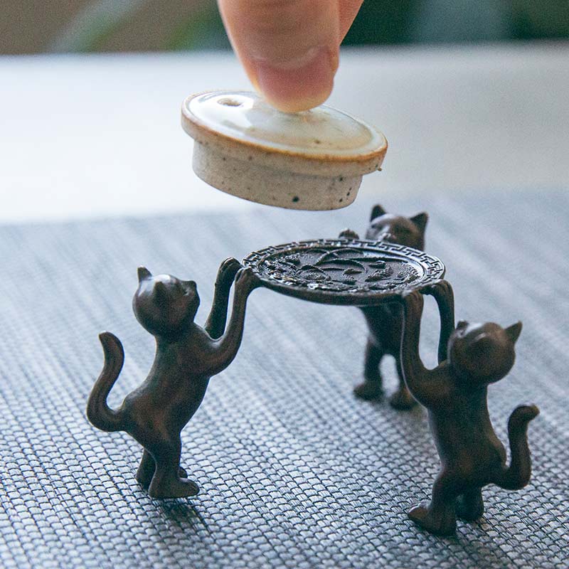 3 meows copper teapot lid holder 4 | BITTERLEAF TEAS