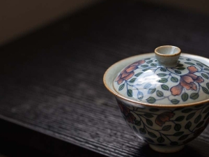 secret garden handpainted qinghua gaiwan 12 | BITTERLEAF TEAS