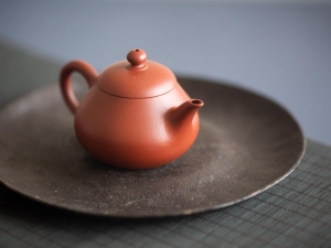 chaozhou clay pear teapot 7 23 7 | BITTERLEAF TEAS