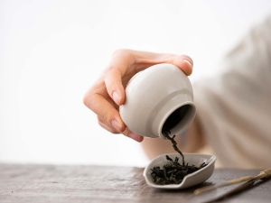 lucid tea jar sm 7 | BITTERLEAF TEAS