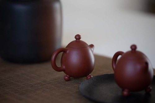 chazhou dahongpao clay 3 legged dragon egg teapot 3 | BITTERLEAF TEAS