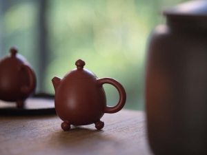 chazhou dahongpao clay 3 legged dragon egg teapot 6 | BITTERLEAF TEAS