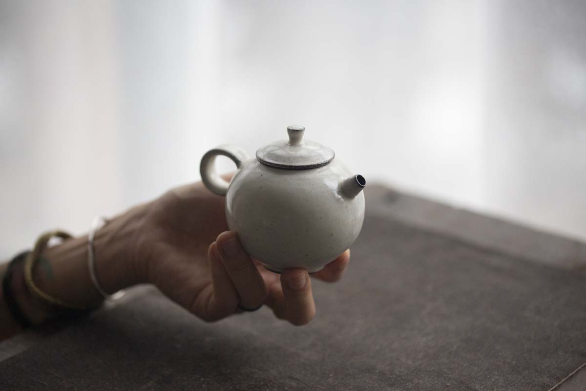 white night teapot round 9 | BITTERLEAF TEAS