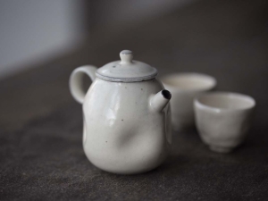 white night dimple teapot 15 | BITTERLEAF TEAS