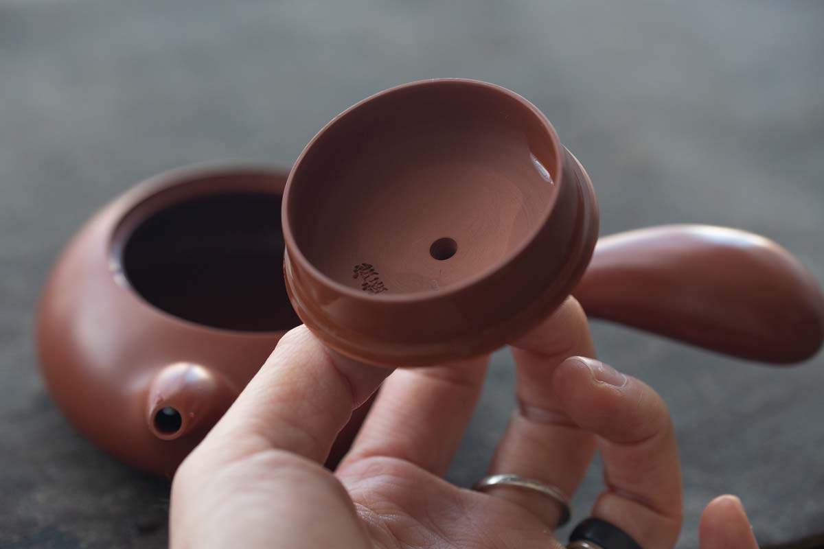 comet chaozhou clay kyusu teapot 10 | BITTERLEAF TEAS