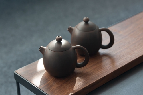 mini jianshui zitao teapot longdan 6 | BITTERLEAF TEAS