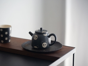 guangs sketchbook lg panda dot straight teapot 11 | BITTERLEAF TEAS