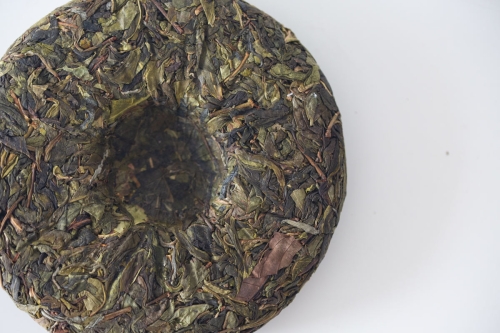 lincang 2022 huangpian raw puer 8 | BITTERLEAF TEAS