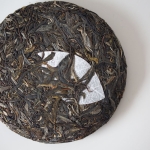 sunny side up 2022 bangwei raw puer 5 | BITTERLEAF TEAS