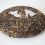 yiwu 2022 raw puer huangpian 8 | BITTERLEAF TEAS