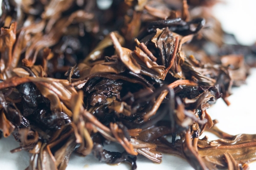 Body & Soul 2022 Dianhong Black Tea & Ripe Puer - Image 4