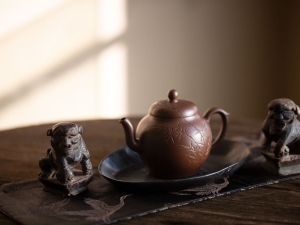 lao zini goazhu yixing zisha teapot 11 | BITTERLEAF TEAS