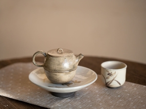 terra light tall teapot 1 | BITTERLEAF TEAS