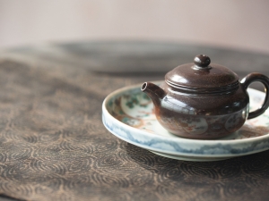 black pearl fanggu wood fired jianshui zitao teapot 1 | BITTERLEAF TEAS