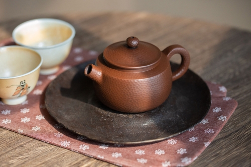 dimpled jianshui zitao teapot 9 | BITTERLEAF TEAS