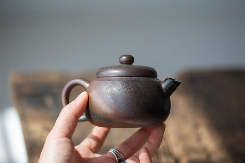 huo heng wood fired jianshui zitao teapot 12 | BITTERLEAF TEAS