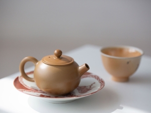 ivory wood fired jianshui zitao teapot qiu 1 | BITTERLEAF TEAS