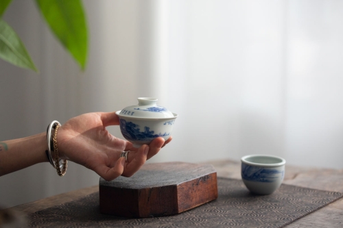 imperial blue gaiwan shanshui 11 | BITTERLEAF TEAS