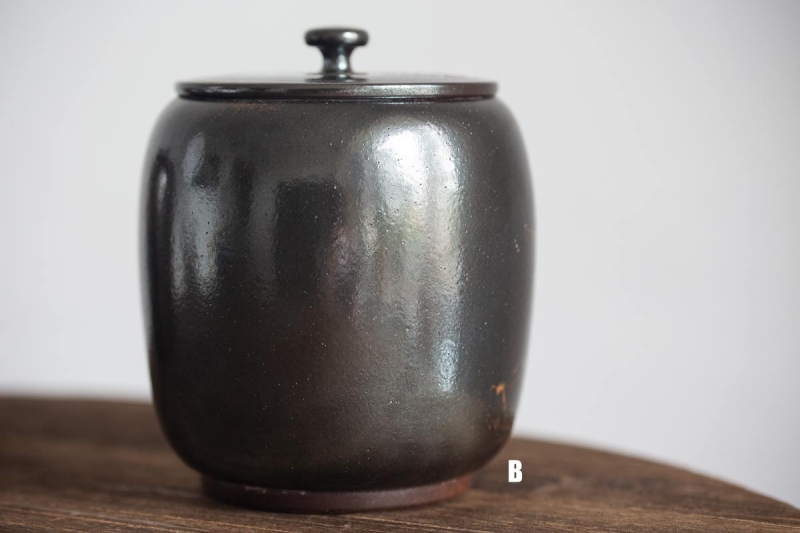 black pearl wood fired jianshui zitao tea jar 12 | BITTERLEAF TEAS