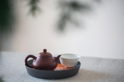 chaozhou clay mini pear teapot 7 23 2 | BITTERLEAF TEAS