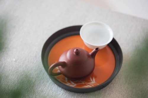 chaozhou clay mini pear teapot 7 23 3 | BITTERLEAF TEAS