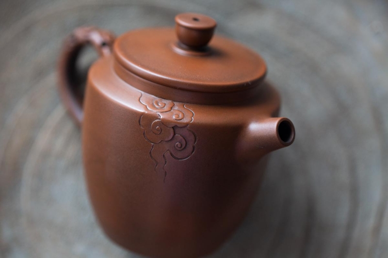 cloud 9 jianshui zitao teapot tall julunzhu 7 | BITTERLEAF TEAS