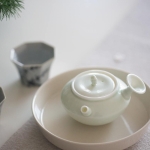 lilypad teapot green 7 23 7 | BITTERLEAF TEAS