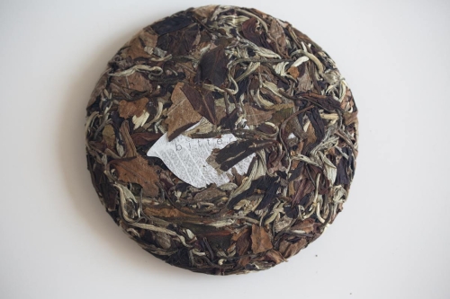 white crow 2023 lincang shoumei white tea 6 | BITTERLEAF TEAS