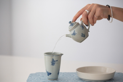 Qinghua Revival Teapot - Image 11