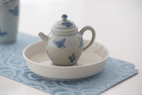 Qinghua Revival Teapot - Image 5