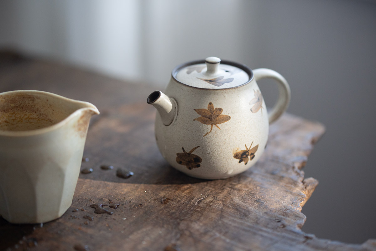 cizhou impression teapot butterfly 2 | BITTERLEAF TEAS