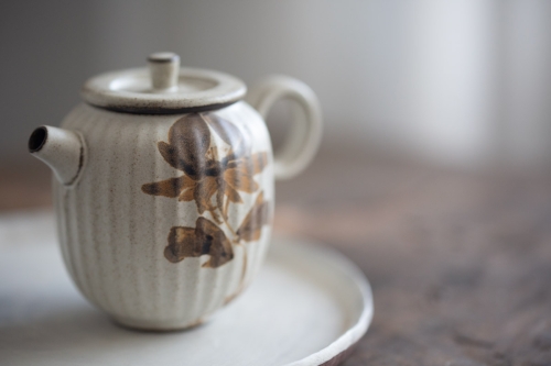 cizhou impression teapot flower 9 | BITTERLEAF TEAS