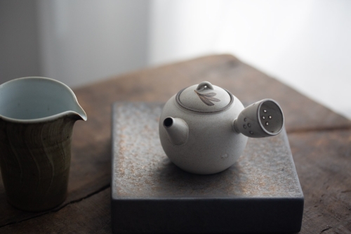 cizhou impression teapot kyusu 4 | BITTERLEAF TEAS