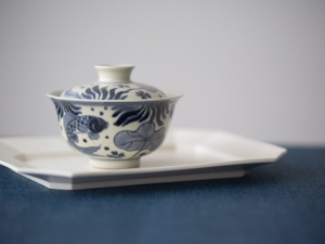 azure qinghua gaiwan fish 1 | BITTERLEAF TEAS