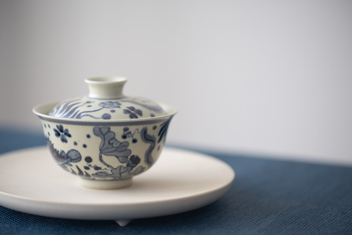 azure qinghua gaiwan fish 4 | BITTERLEAF TEAS