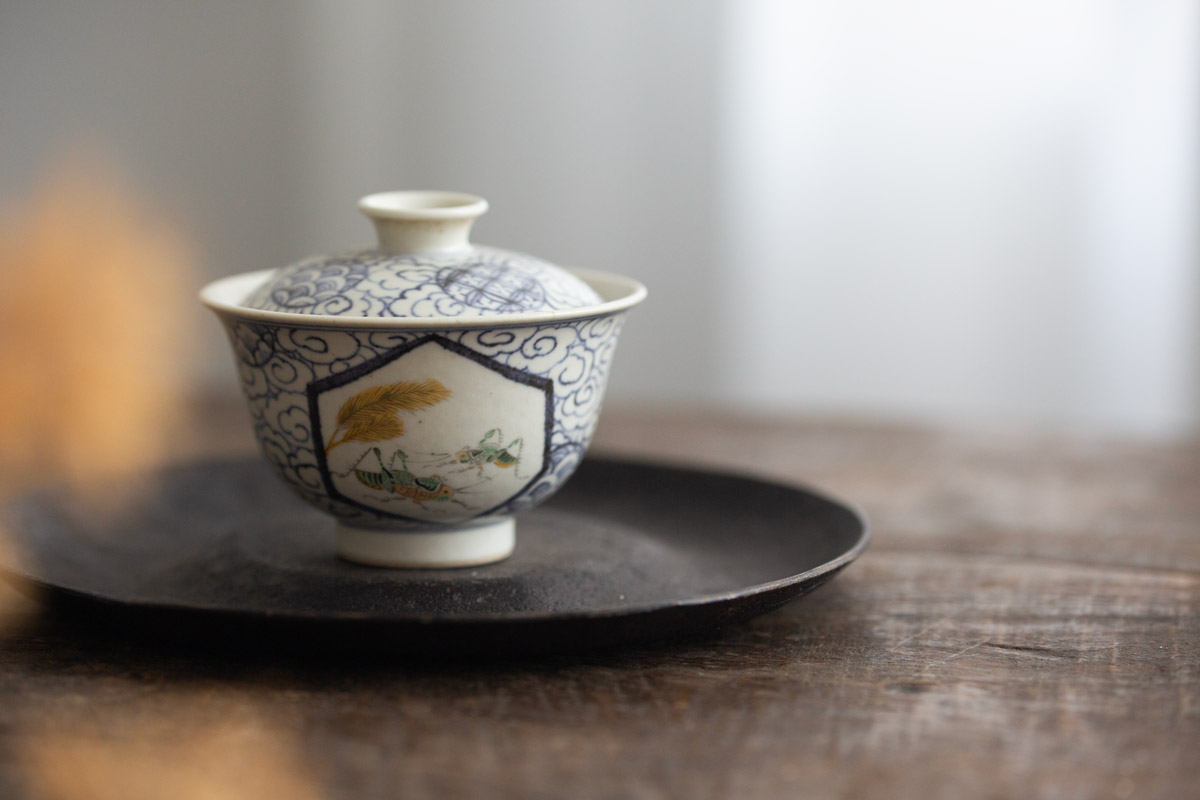 azure qinghua gaiwan grasshopper 11 | BITTERLEAF TEAS