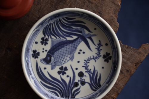 azure qinghua tea tray fish 5 | BITTERLEAF TEAS