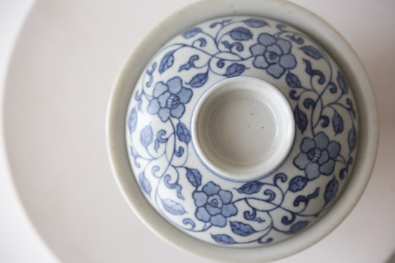 azure qinghua teacup gaiwan vine 8 | BITTERLEAF TEAS