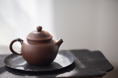 natural habitat jianshui zitao teapot cloud 3 | BITTERLEAF TEAS