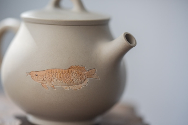 natural habitat jianshui zitao teapot fish 6 | BITTERLEAF TEAS