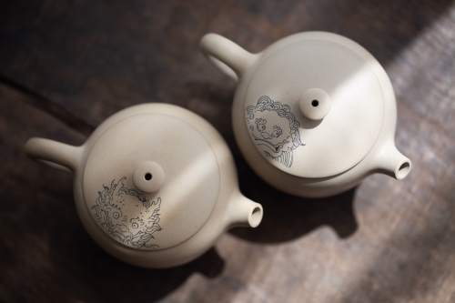 natural habitat jianshui zitao teapot lion 9 | BITTERLEAF TEAS