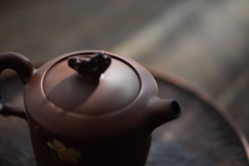 natural habitat jianshui zitao teapot magnolia 2 7 | BITTERLEAF TEAS