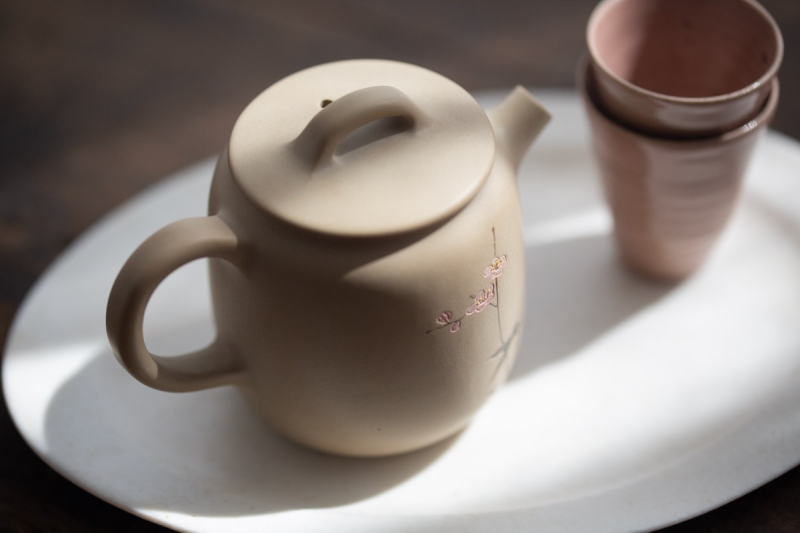 natural habitat jianshui zitao teapot magnolia plum 2 | BITTERLEAF TEAS