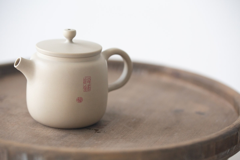 natural habitat jianshui zitao teapot magnolia white carp ride 5 | BITTERLEAF TEAS