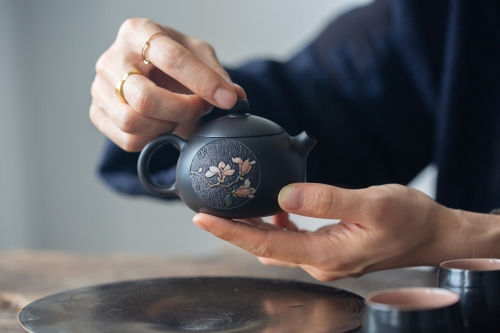 natural habitat jianshui zitao teapot magnolia 5 10 | BITTERLEAF TEAS