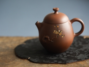 natural habitat jianshui zitao teapot plum 2 2 | BITTERLEAF TEAS