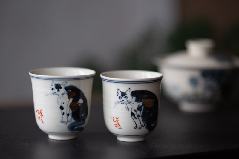 gilded qinghua teacup feline 2 1 | BITTERLEAF TEAS