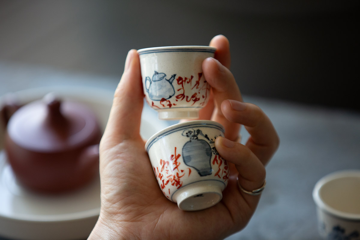 gilded qinghua teacup tea friends 5 | BITTERLEAF TEAS